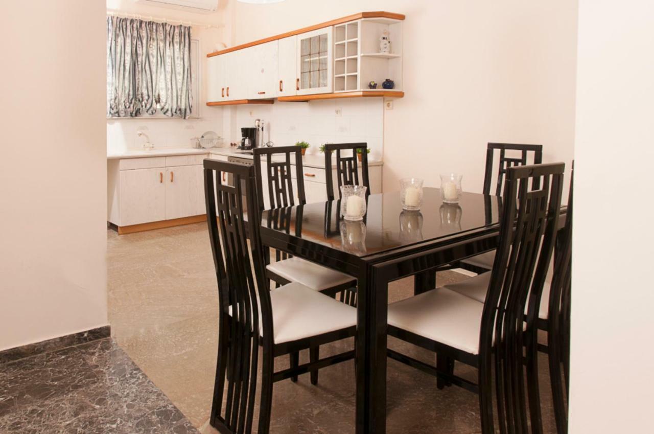 Relaxing Appt. Into The Heart Of Historical Center Apartment Kalamata Luaran gambar