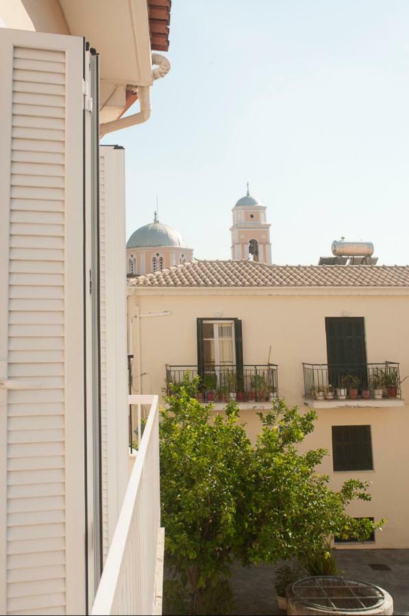 Relaxing Appt. Into The Heart Of Historical Center Apartment Kalamata Luaran gambar